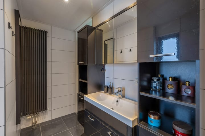 Foto 17 van Zwanebloem 24