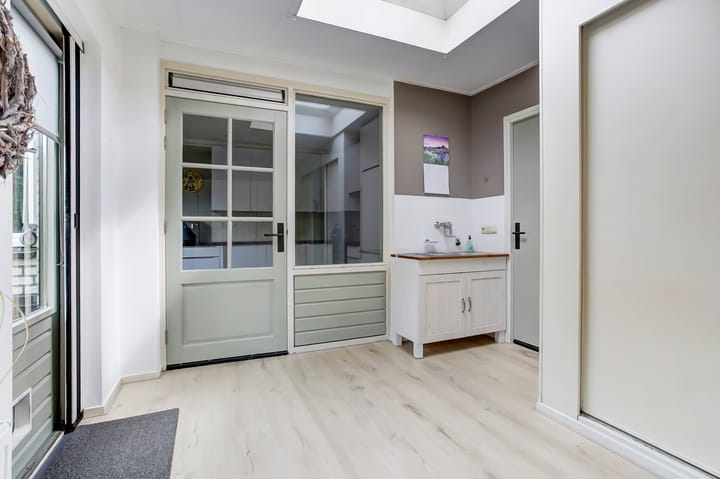 Foto 18 van Buurtweg 8