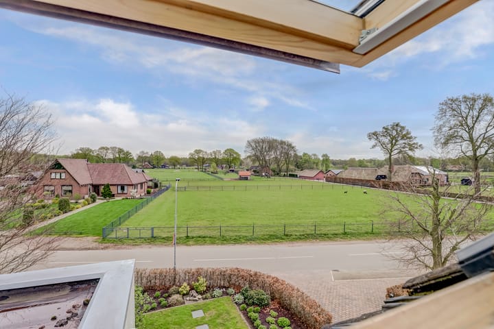 Foto 42 van Buurtweg 8