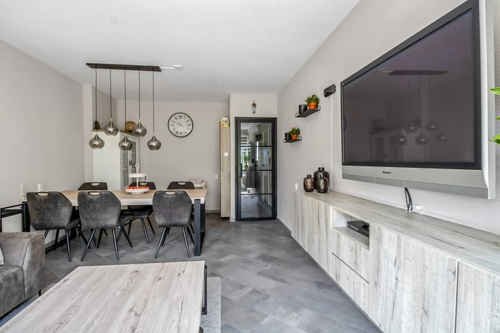 Photo 15 of Burgemeester Hazenberglaan 49