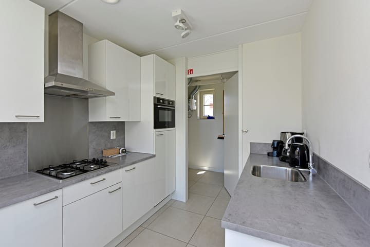 Foto 14 van Zeedijk 24-460