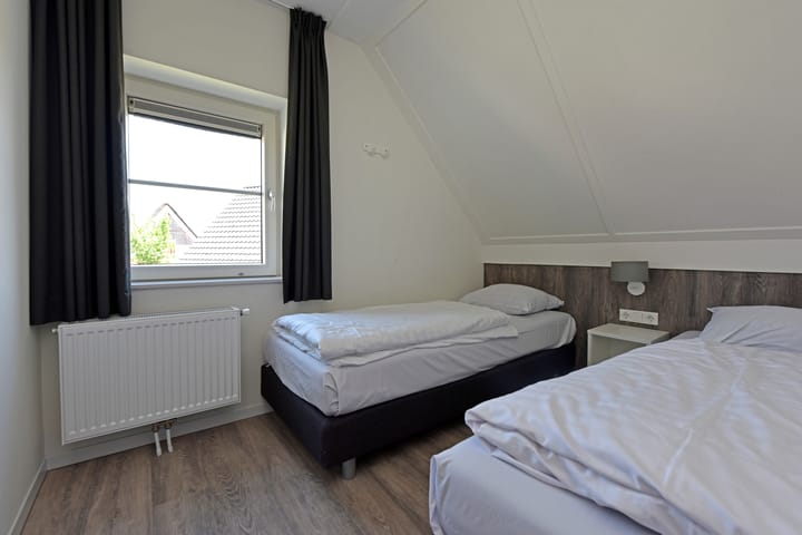 Foto 25 van Zeedijk 24-460