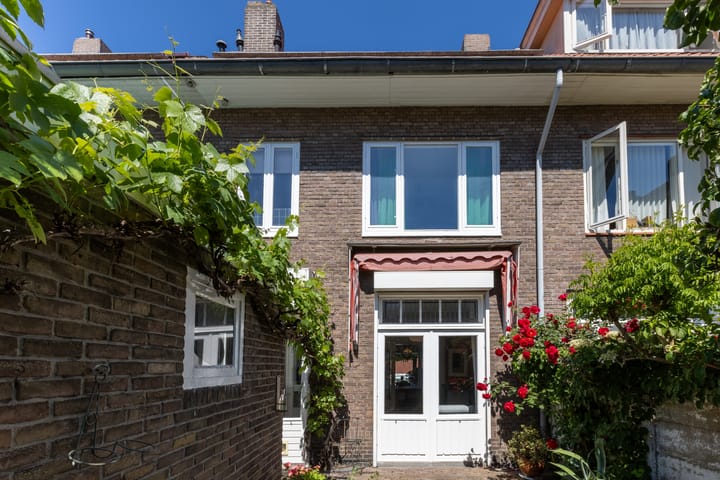 Foto 35 van Pastoor Pottersplein 9