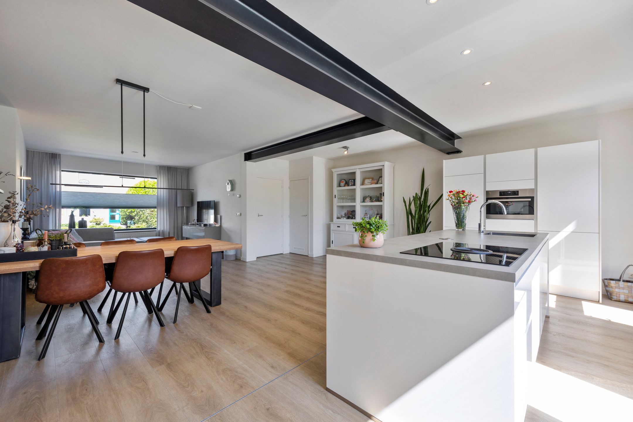 Foto 3 van Eenbesweg 18