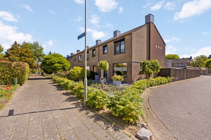 Foto 5 van Eenbesweg 18