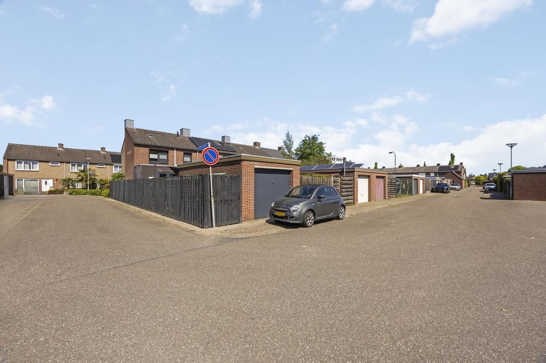 Foto 32 van Eenbesweg 18