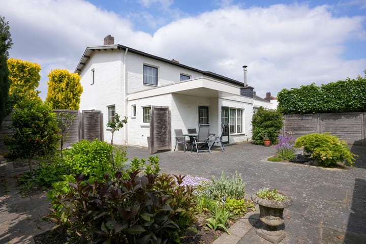 Foto 3 van Beuteweg 27