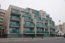 homes for rent on Parallel Boulevard 21-A