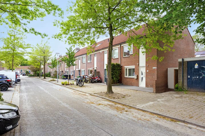 Foto 6 van Hoefijzer 76