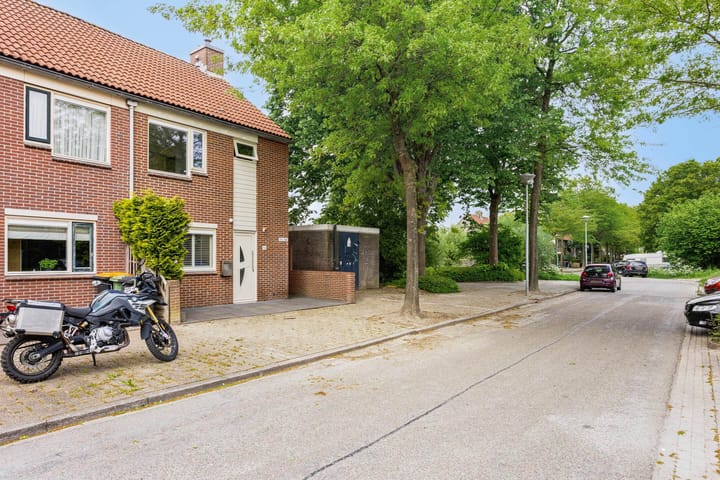 Foto 5 van Hoefijzer 76