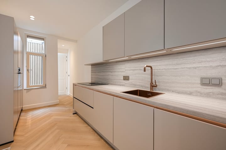 Foto 2 van Newtonplein 64