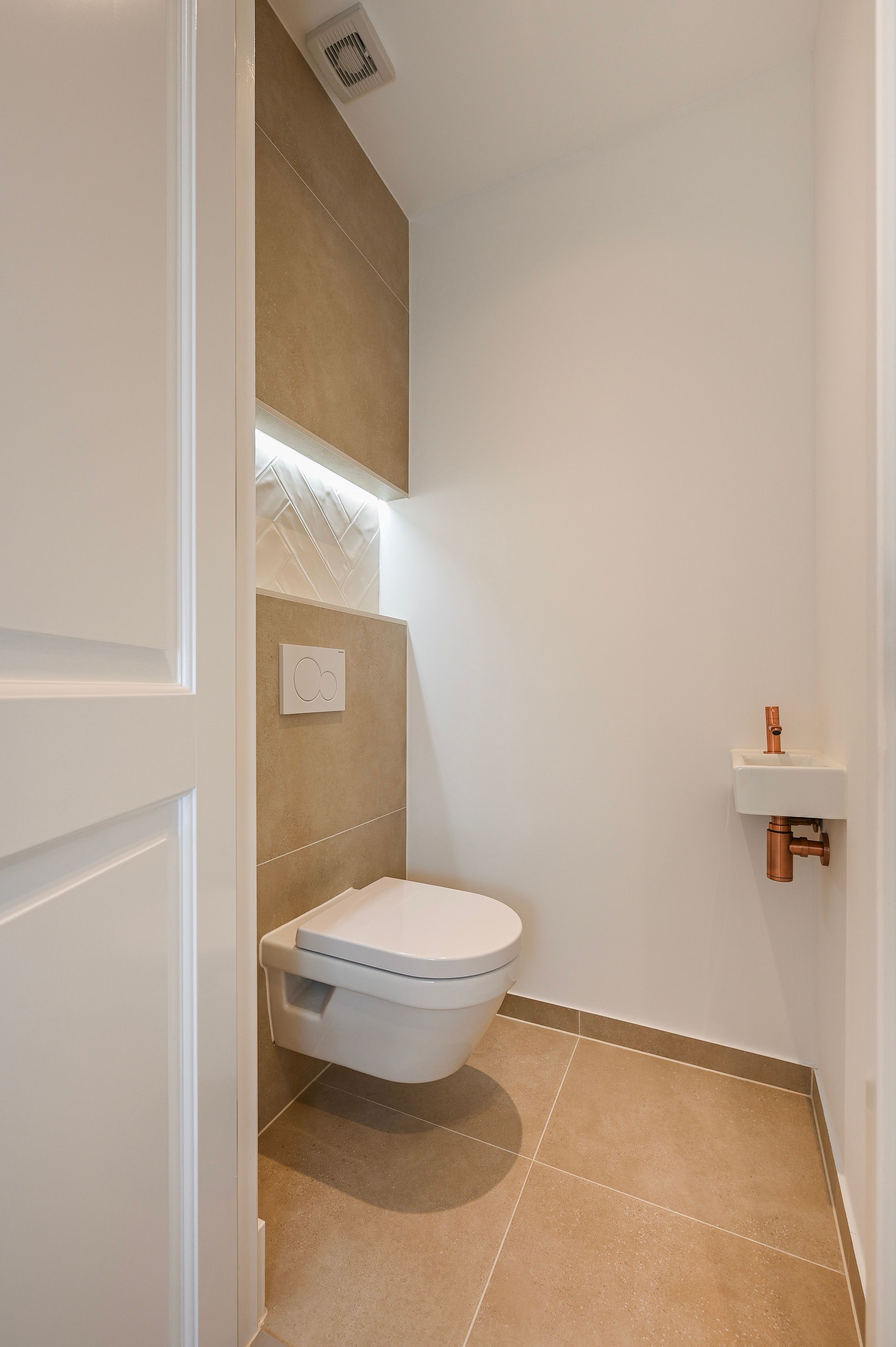 Foto 9 van Newtonplein 64