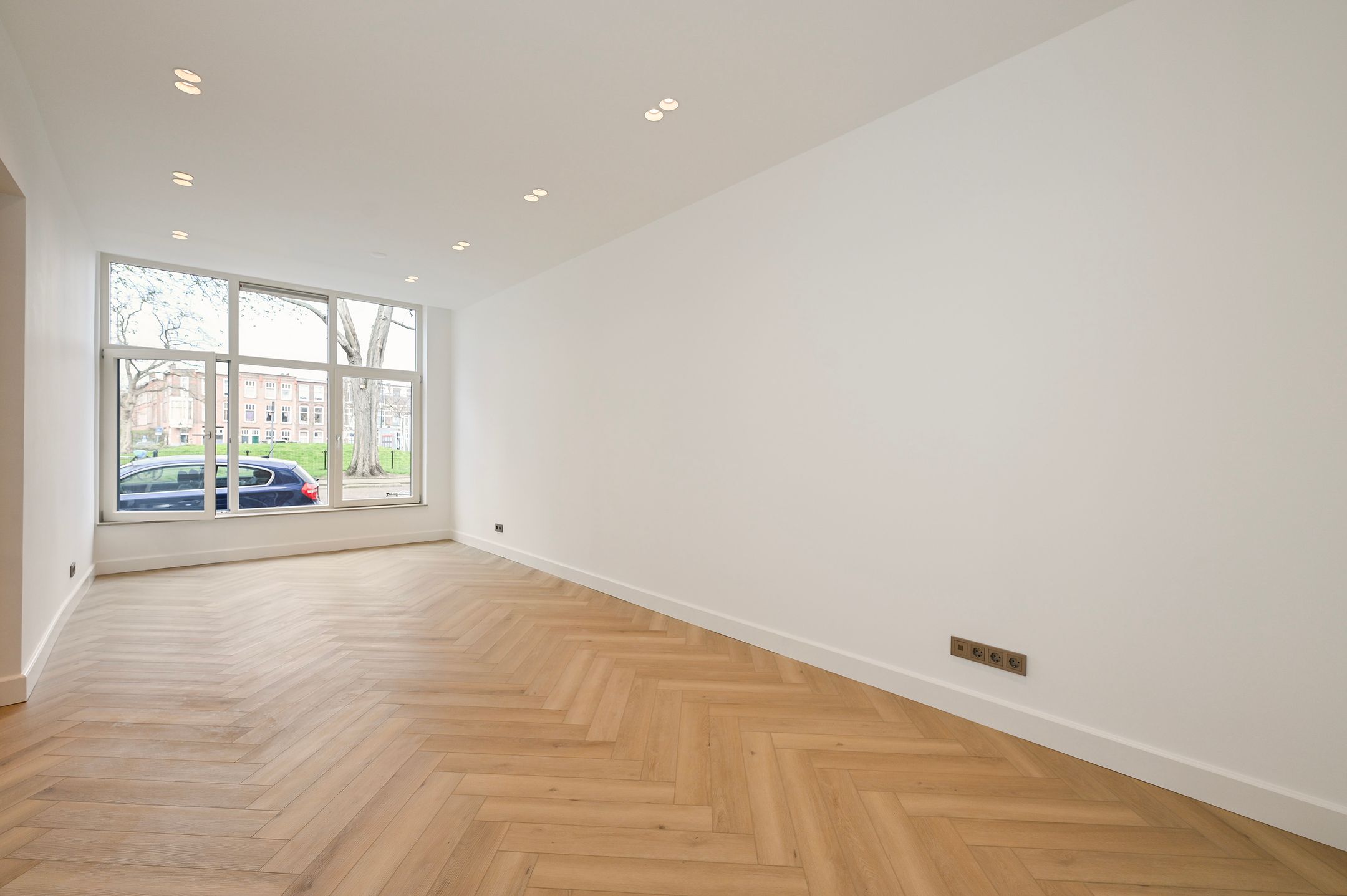 Foto 12 van Newtonplein 64