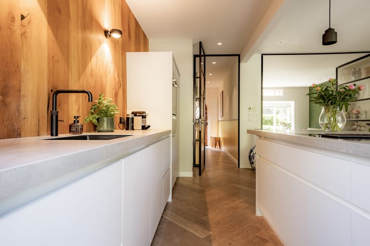 Foto 8 van Ouderkerkerlaan 133