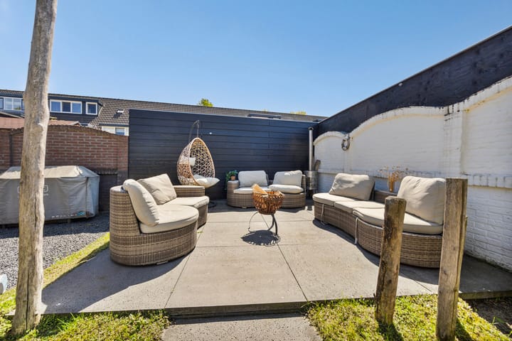 Foto 40 van Hoefsmidlaan 1