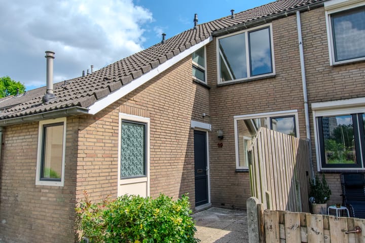 Foto 1 van Hof van Voorne 19