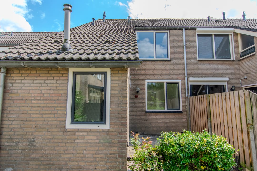 Foto 2 van Hof van Voorne 19