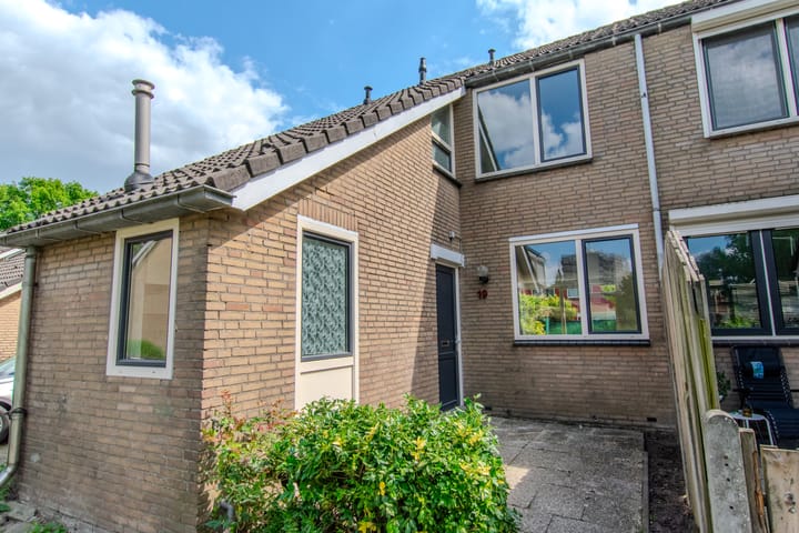 Foto 8 van Hof van Voorne 19