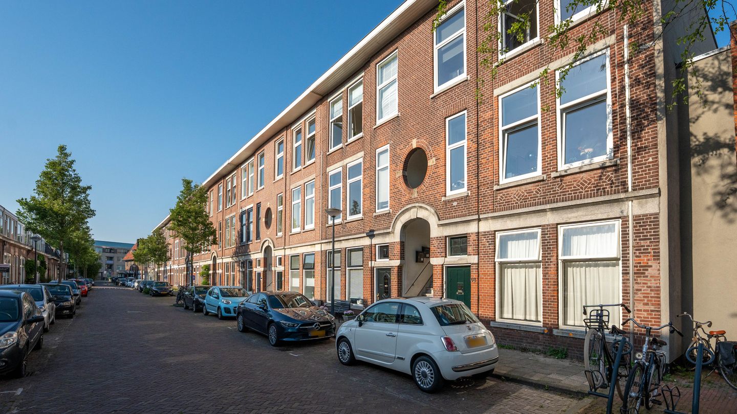 Foto 1 van De Genestetstraat 64