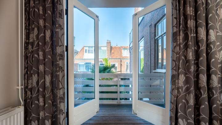 Foto 15 van De Genestetstraat 64