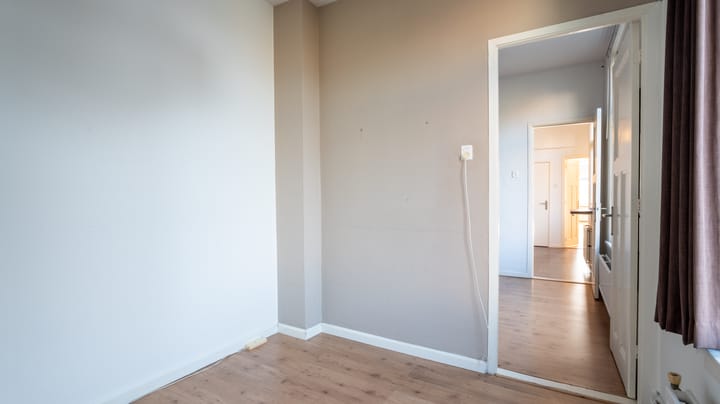 Foto 30 van De Genestetstraat 64