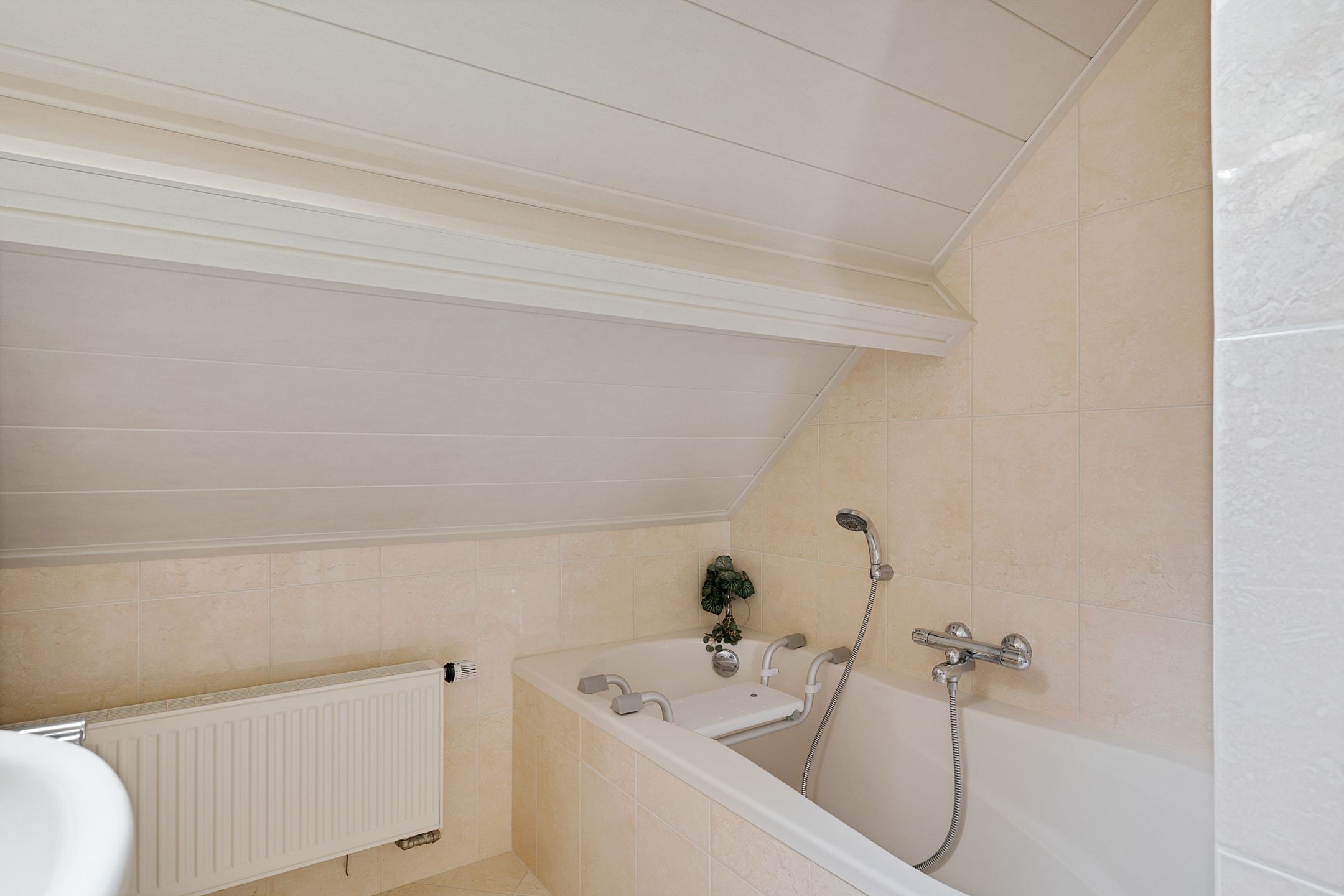 Foto 24 van Van Ekelenburgstraat 10