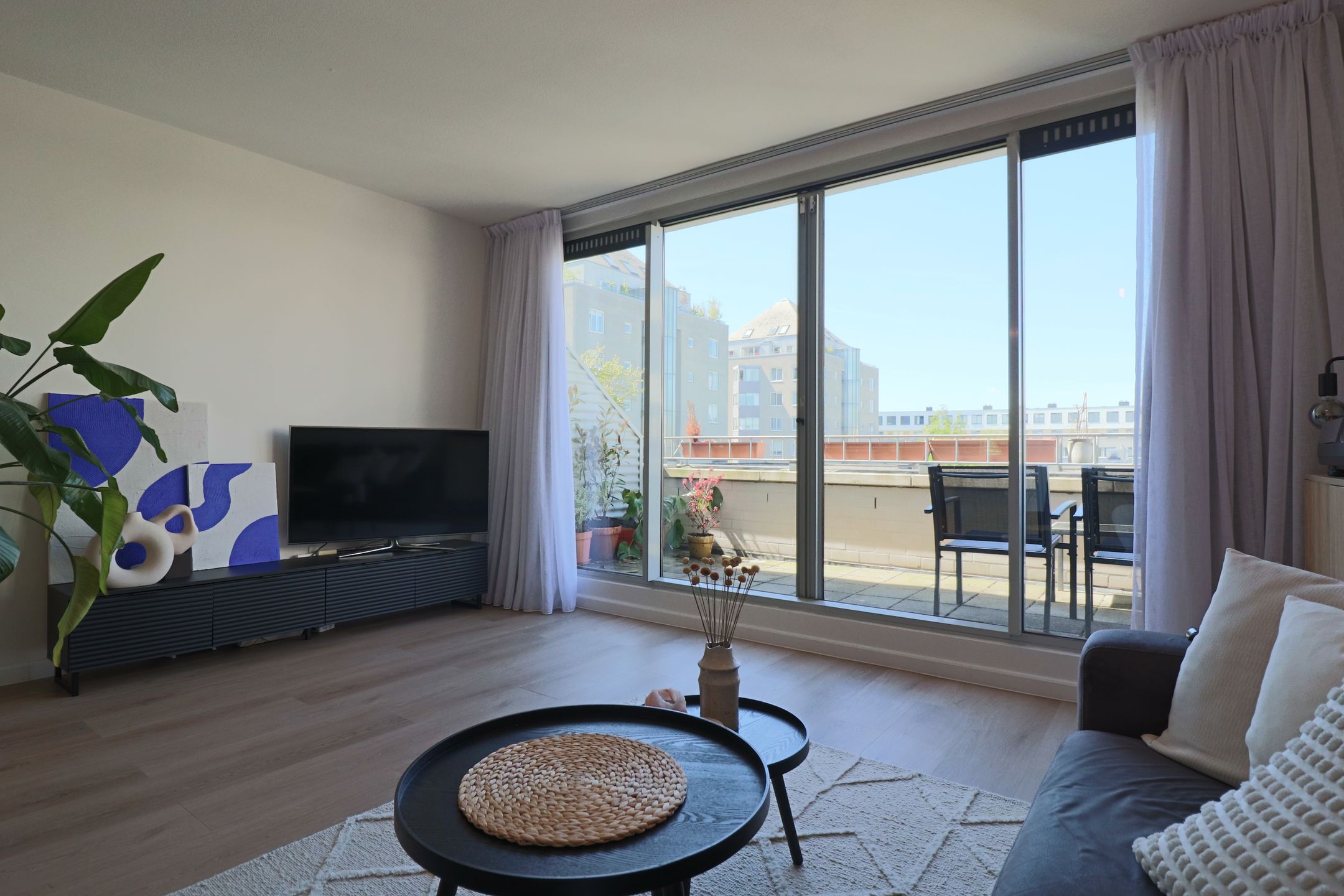 Foto 15 van C. van Eesterenlaan 292