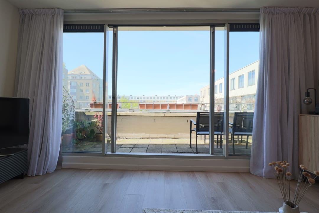 Foto 17 van C. van Eesterenlaan 292