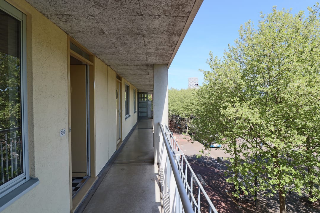 Foto 41 van C. van Eesterenlaan 292