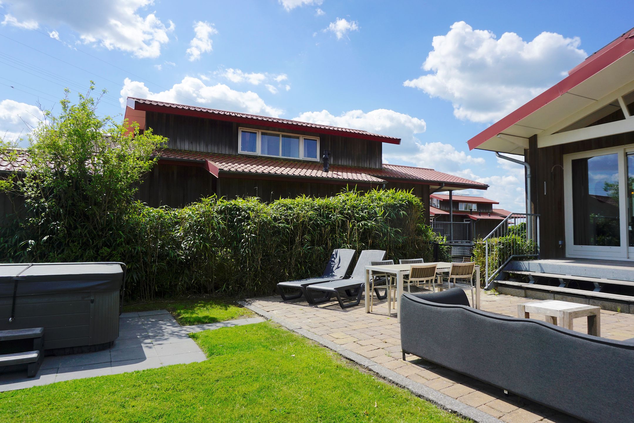 Foto 6 van Rijksstraatweg 80-140