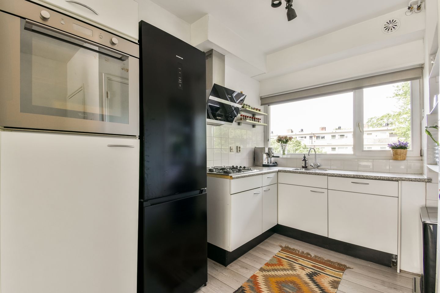 Foto 10 van Crack-State 47