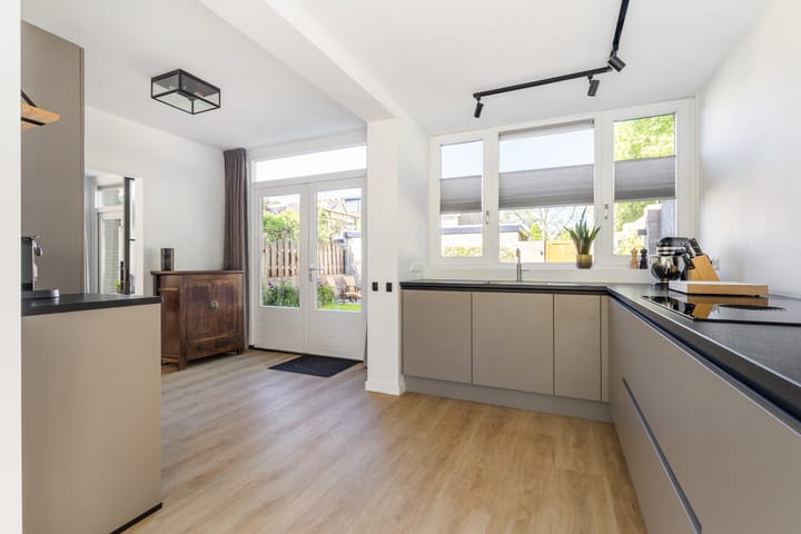 Foto 3 van Hendrik Hoeymakerstraat 2