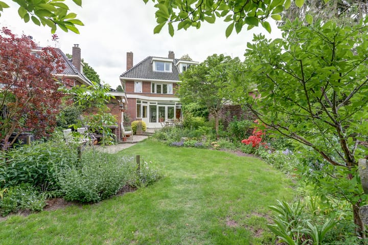 Foto 44 van Prof. Sproncklaan 21