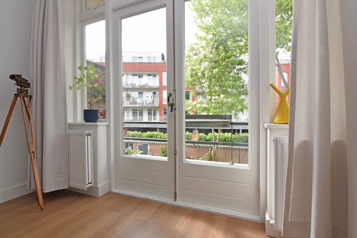 Foto 14 van Van Koetsveldstraat 58