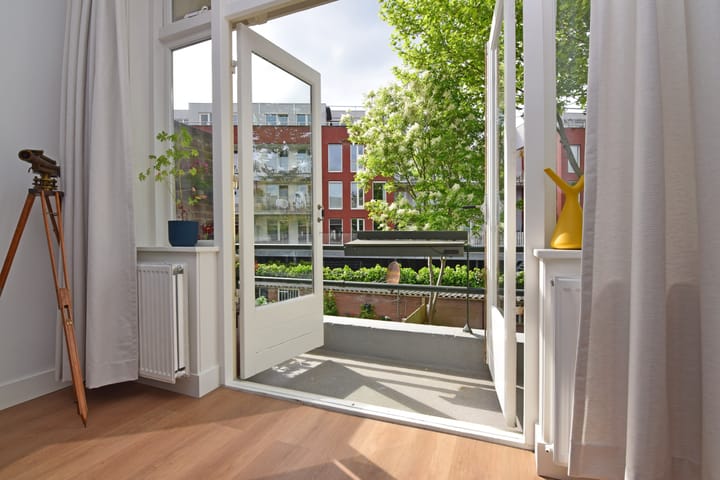 Foto 15 van Van Koetsveldstraat 58