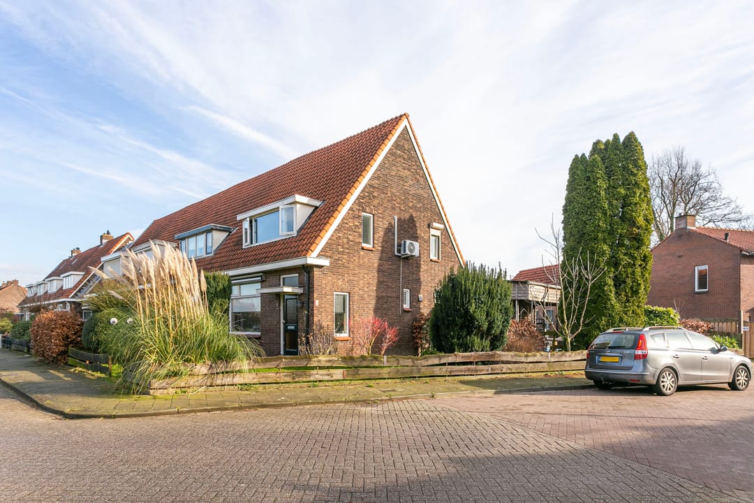 Foto 1 van Tweede Parallelweg 1