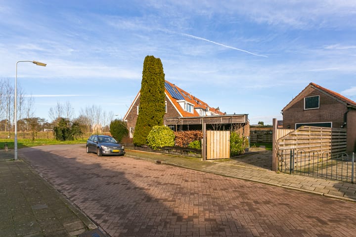 Foto 2 van Tweede Parallelweg 1