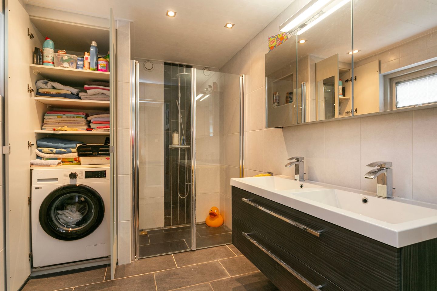 Foto 14 van Tweede Parallelweg 1