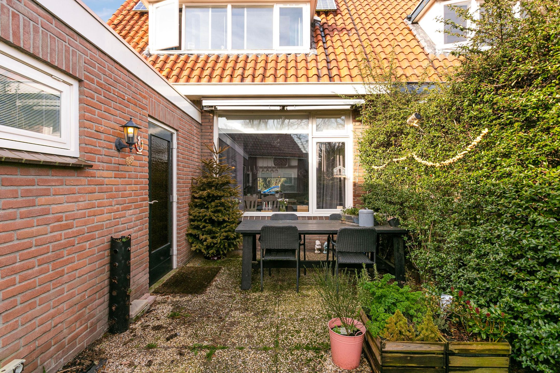 Foto 15 van Tweede Parallelweg 1