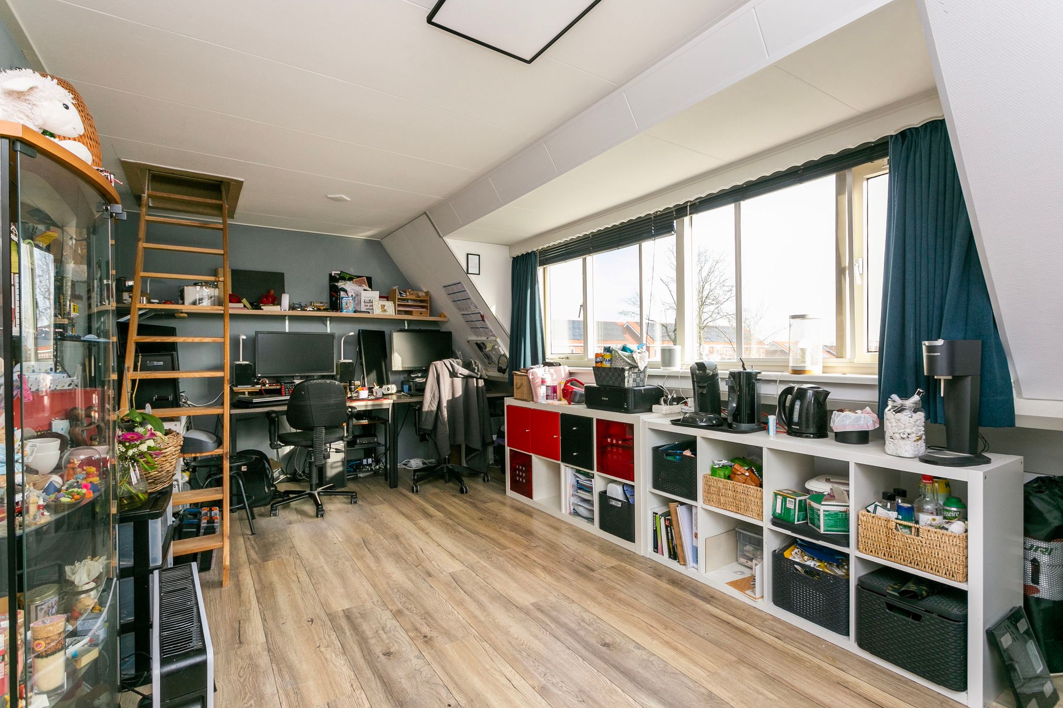 Foto 27 van Tweede Parallelweg 1