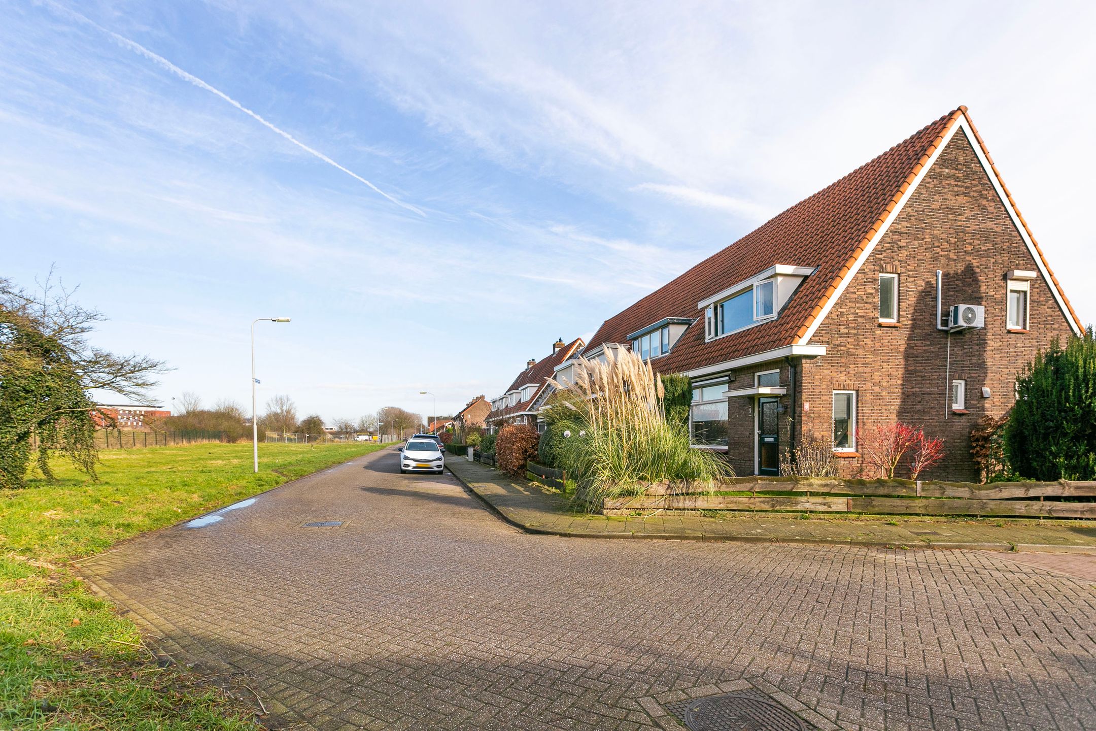 Foto 33 van Tweede Parallelweg 1