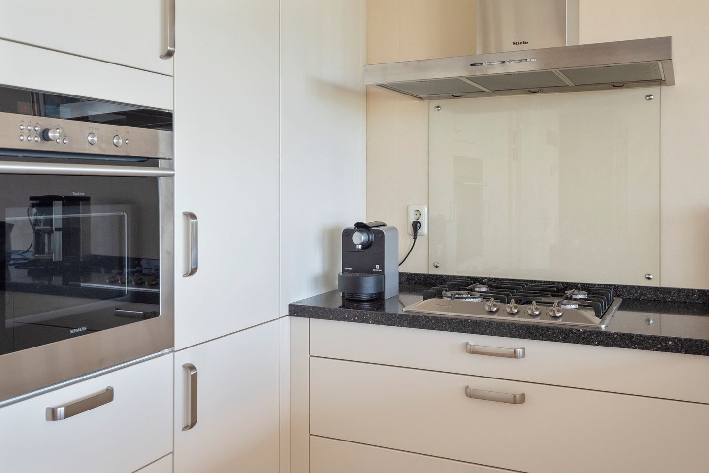 Foto 14 van 's-Gravendamseweg 16-W