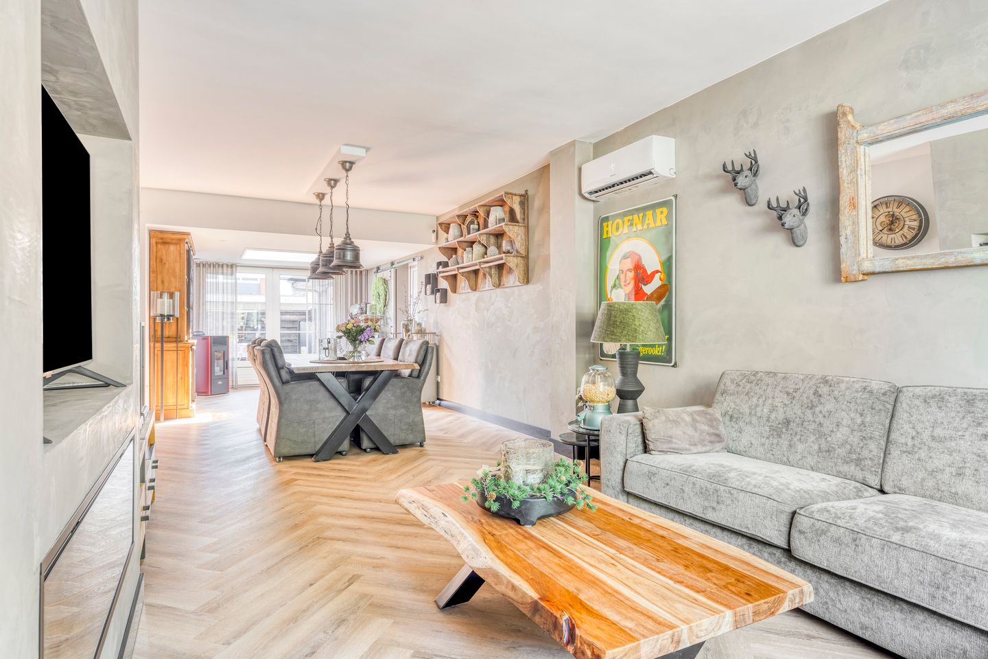 Foto 4 van De Kap 303