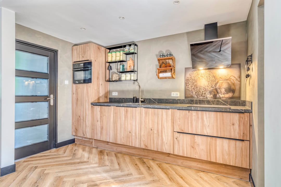 Foto 7 van De Kap 303