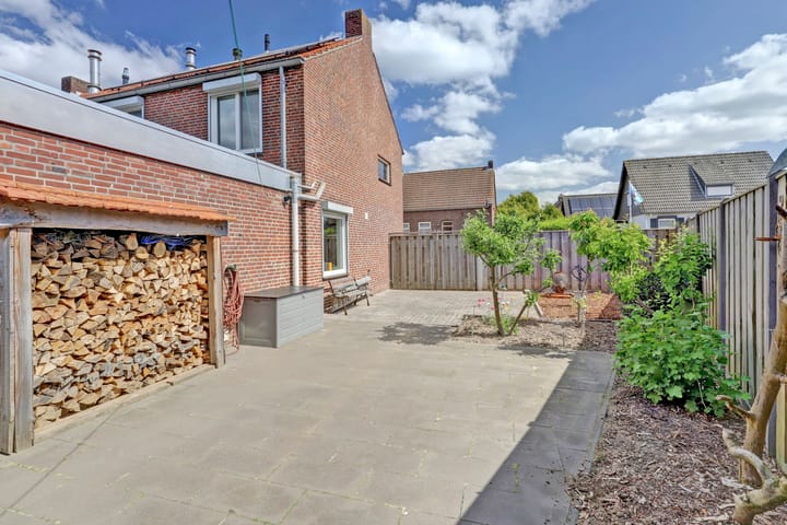 Foto 28 van Antoniusstraat 11