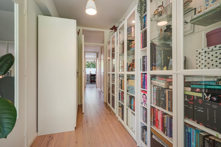 Foto 21 van Uitgeeststraat 10