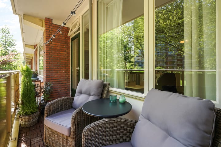 Foto 26 van Uitgeeststraat 10