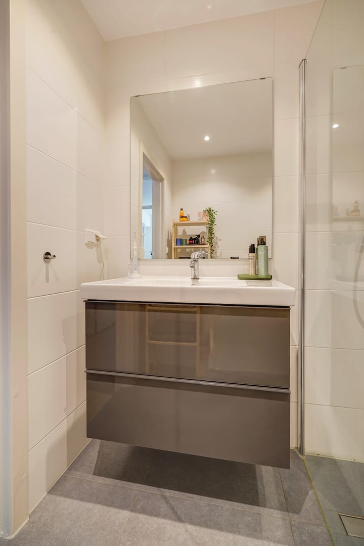 Foto 33 van Uitgeeststraat 10