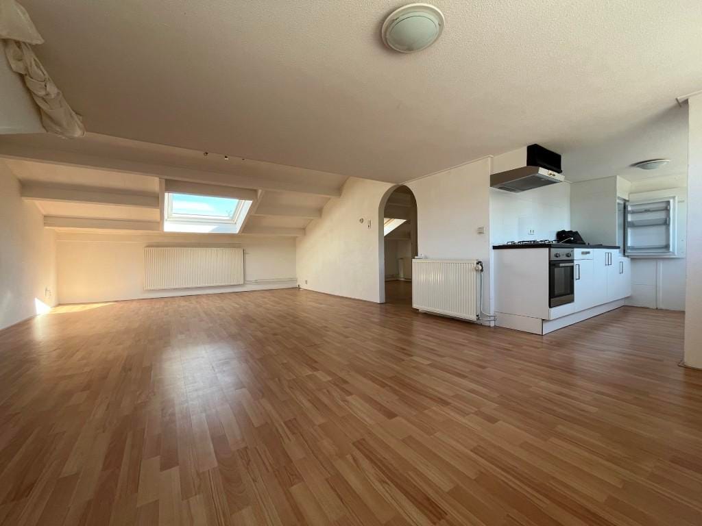 Foto 5 van Veldekelaan 4-D