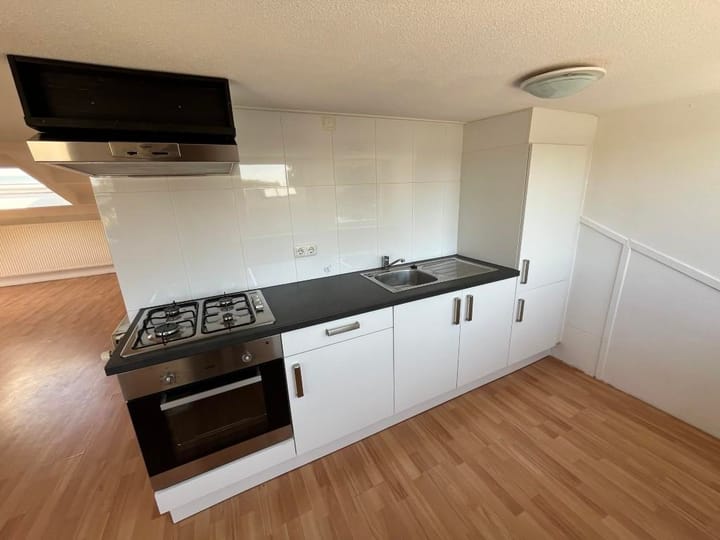 Foto 6 van Veldekelaan 4-D